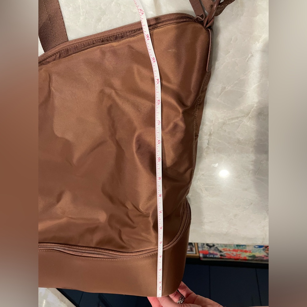 BEIS Maple Brown Weekender - Picture 15 of 16
